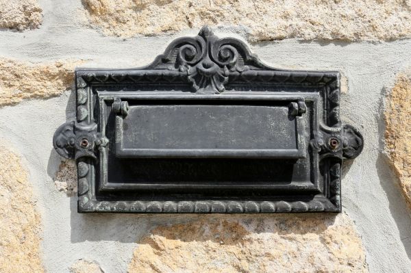 Stone Mailbox Repair in Hollywood